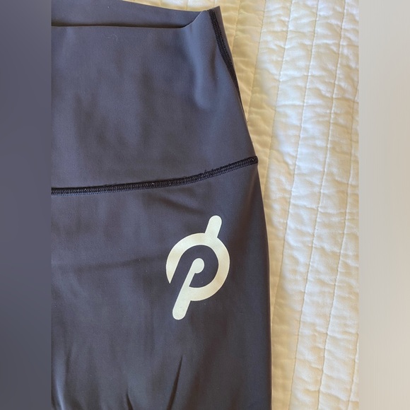 lululemon athletica Pants - Peloton Lululemon leggings